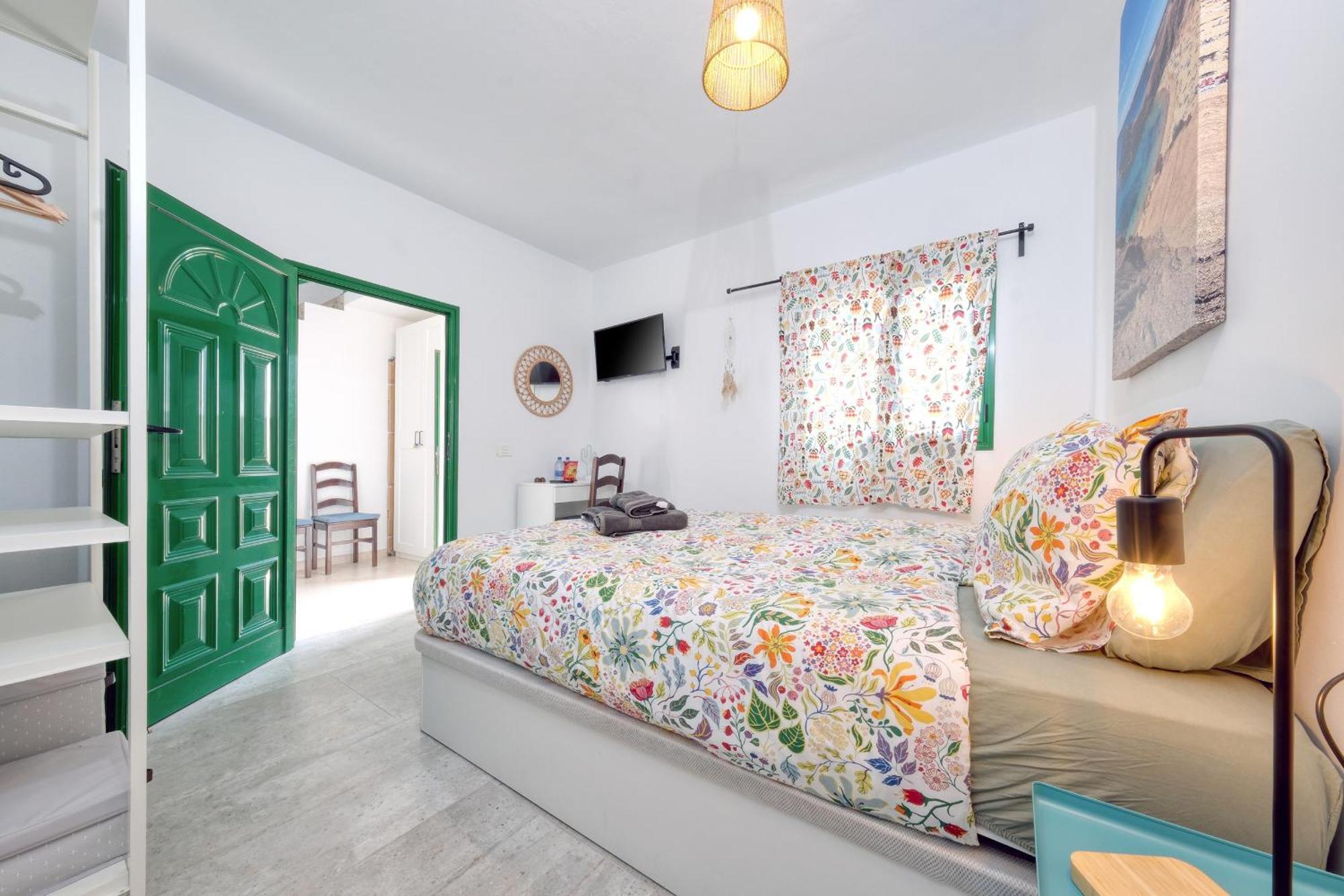 Guest house Nopasanada Tu Casa En Lanzarote El Cuchillo